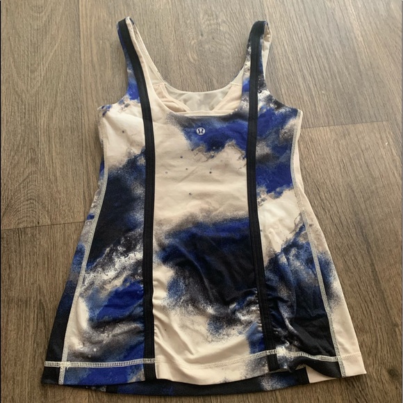 Lululemon top - Picture 5 of 7